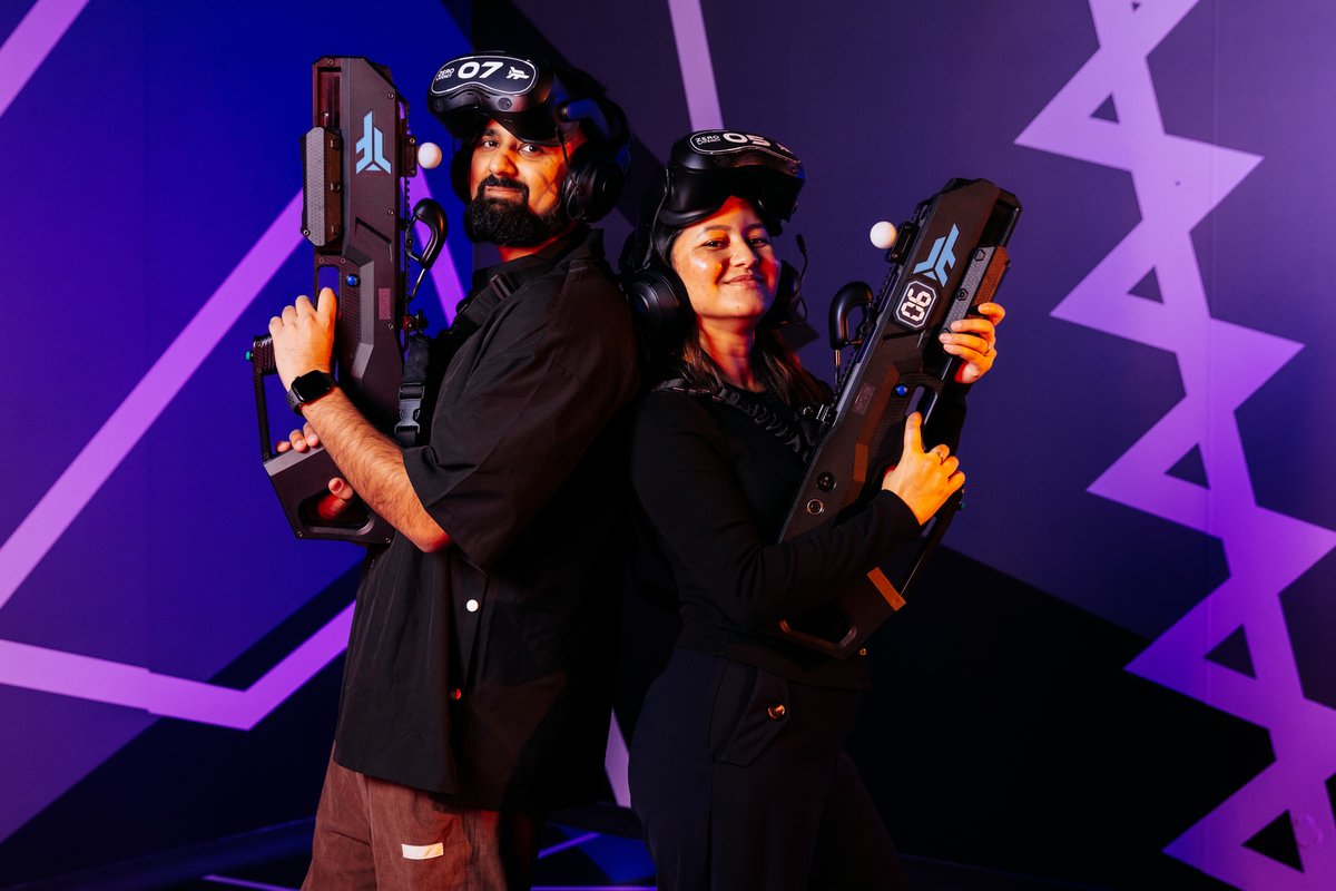 Two players in Zero Latency VR gear